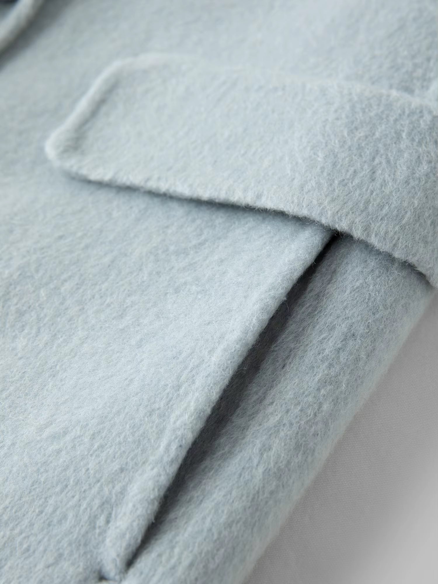 Double-breasted Cashmere Wool Coat Elegant Ladies Women Commuting Simple Temperament Mid-calf Length British Style