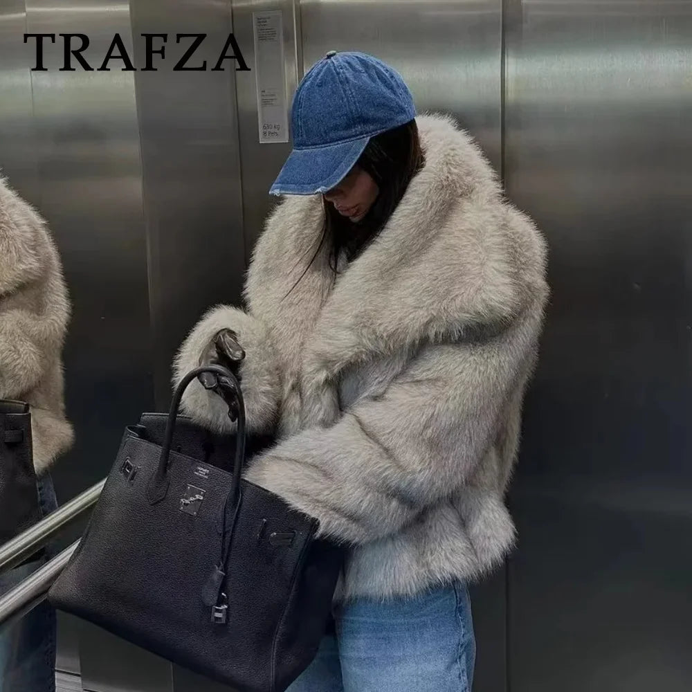 TRAFZA 2025 Autumn Winter Women Casual Faux Fur Jackets Fashion Streetwear Solid Oversized Turn Down Collar Elegant Thick Coats