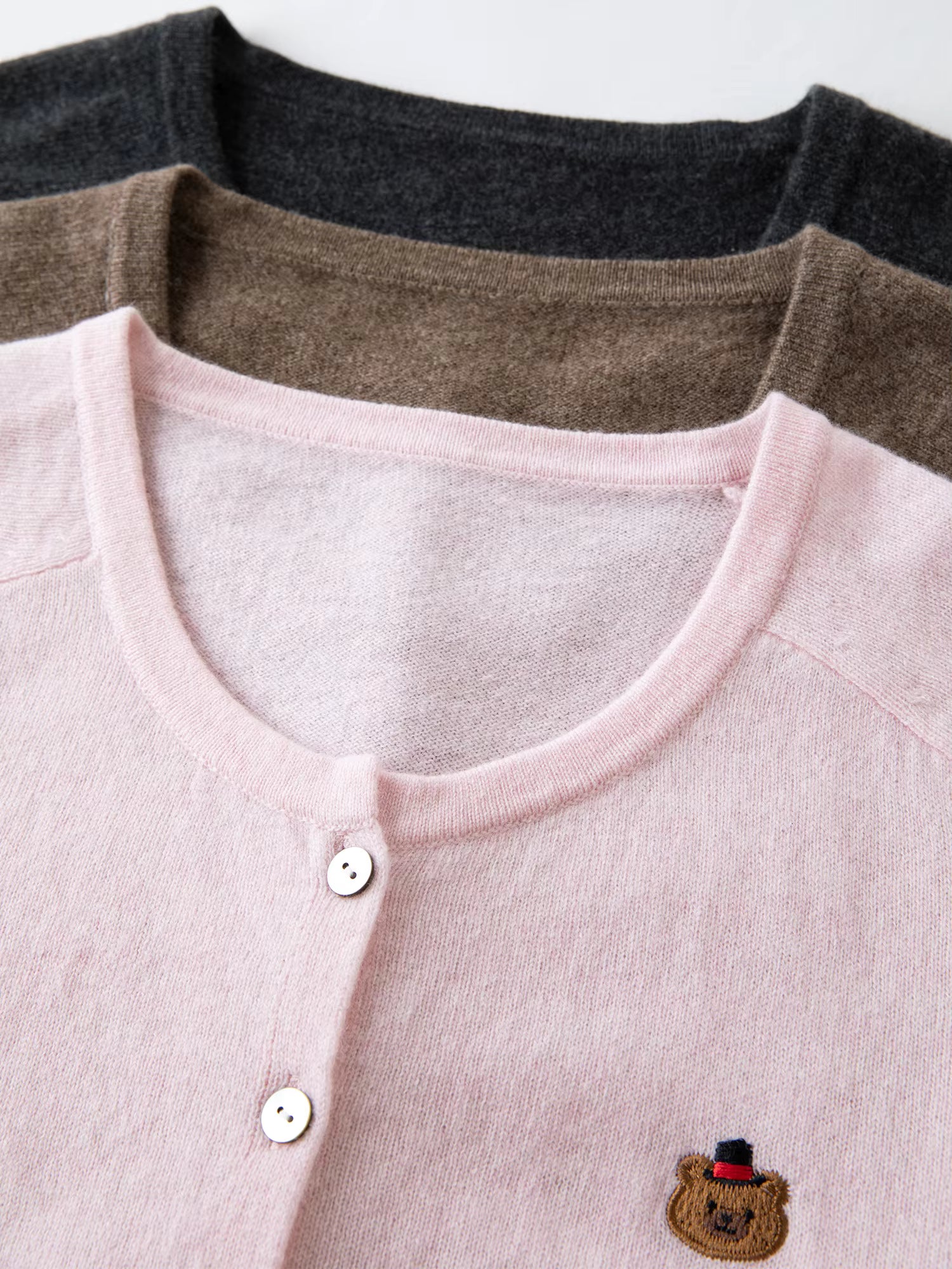 Cute Animal Pattern Embroidery Round Neck 100% Wool Slightly Oversized Knit Cardigan Long Sleeve Top