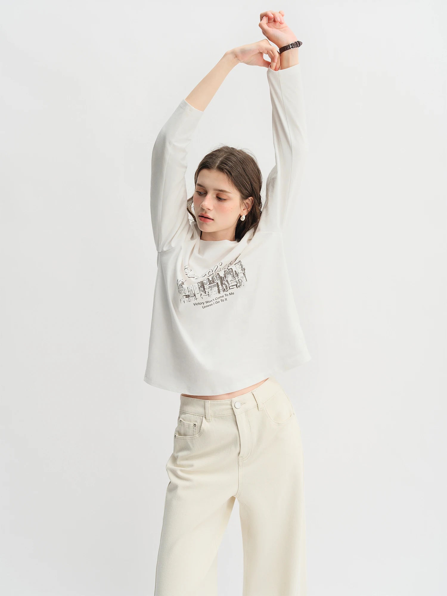Plus Size Casual Urban Letter Print Long-sleeved T-shirt Women White Round Neck All-match Basics Slimming Top