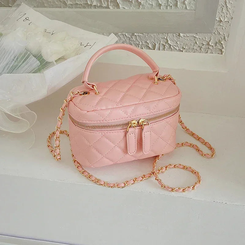 Hot Selling Sewing Thread Fashionable Pu Women's Shoulder Bag 2024 New Summer Women's Handbag Small Lightweight Box Bucket Bag