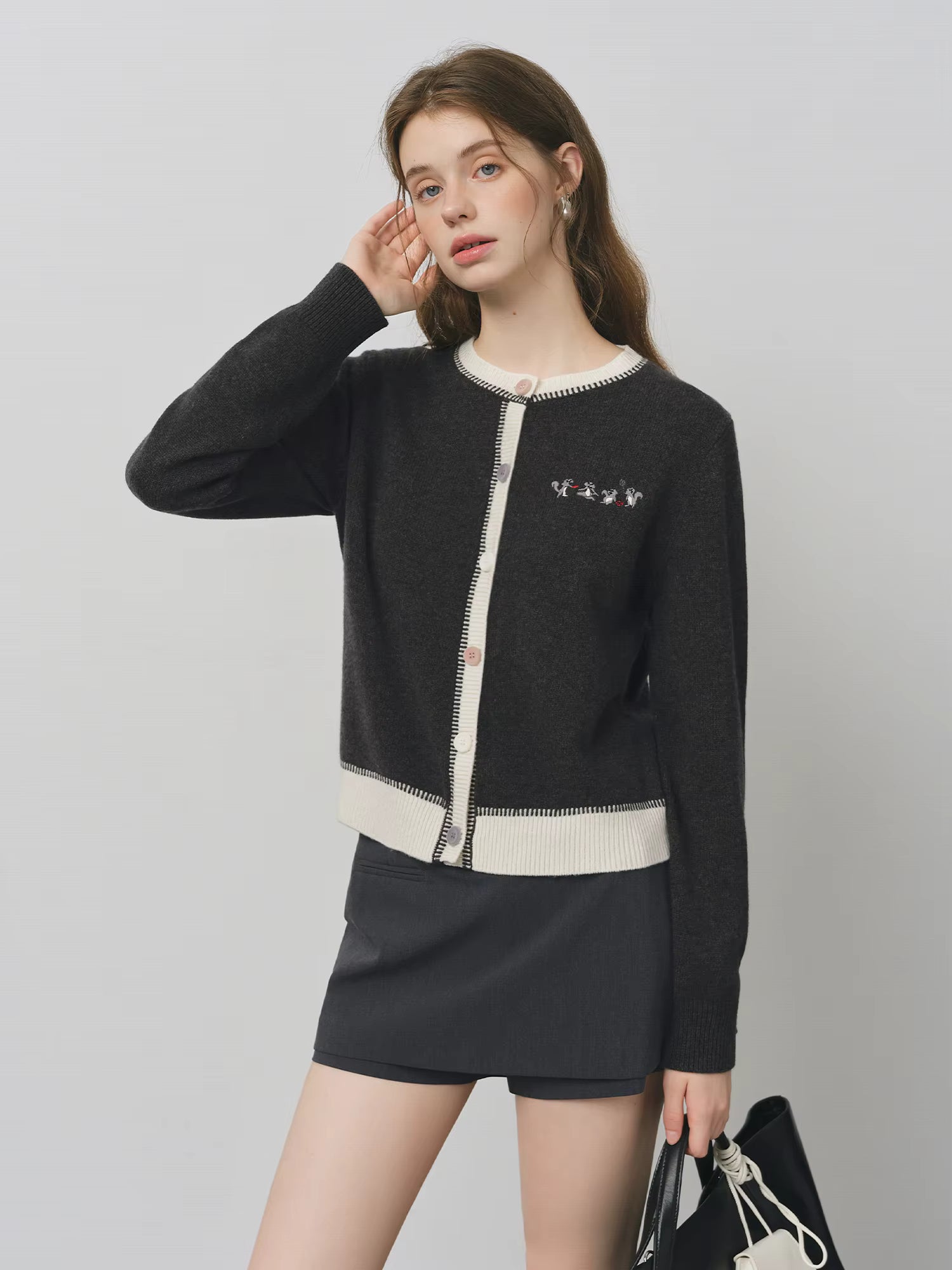 Women's Retro Color Block Knit Cardigan - Novelty Embroidery Round Neck French Style Top with Cozy Comfort