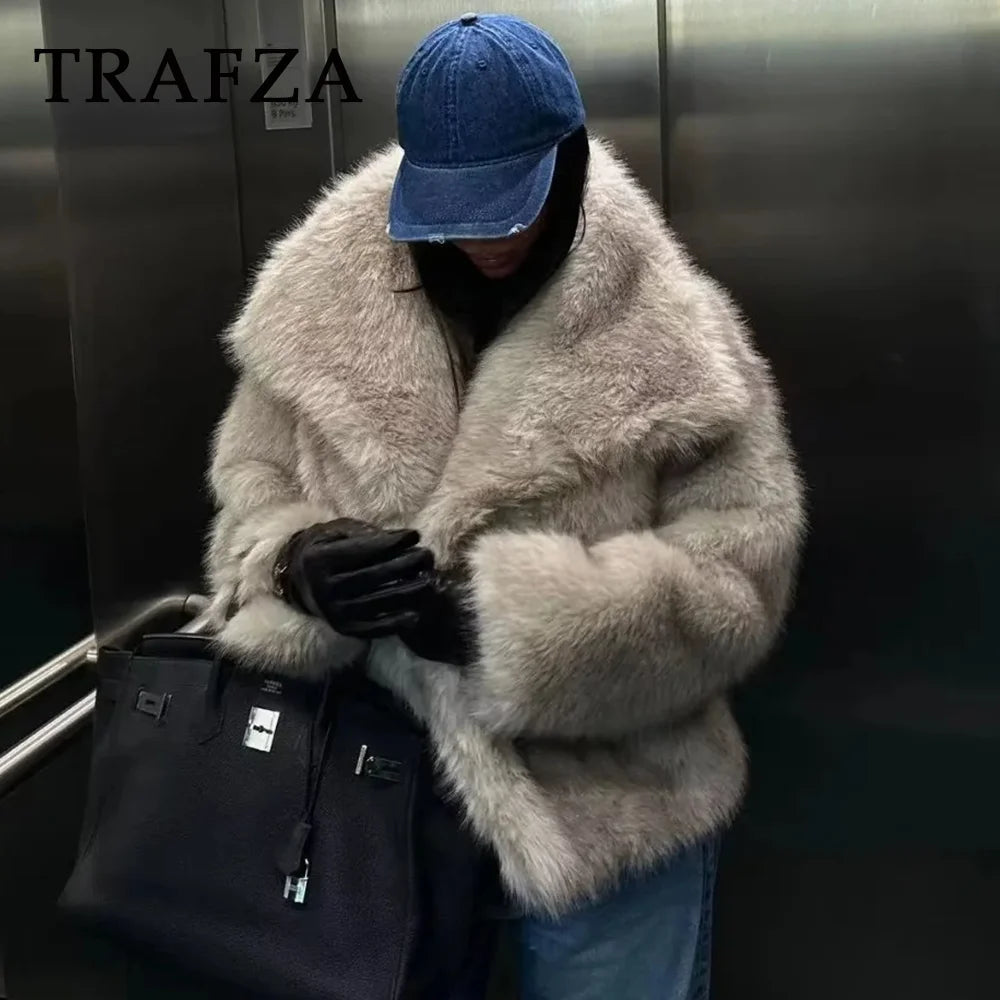 TRAFZA 2025 Autumn Winter Women Casual Faux Fur Jackets Fashion Streetwear Solid Oversized Turn Down Collar Elegant Thick Coats