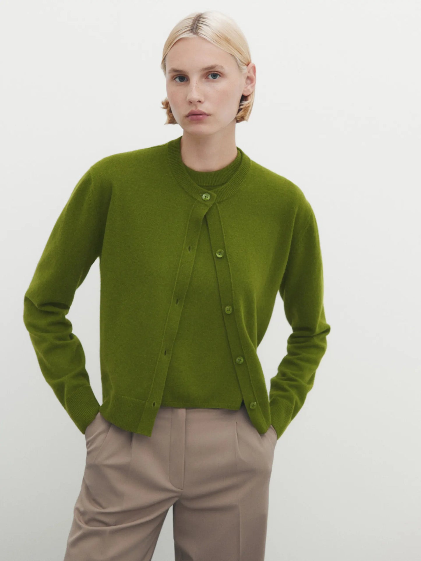 Ethereal MD 2023 autumn new style of Lazy minimalist cloud blend short jacket knitted cardigan