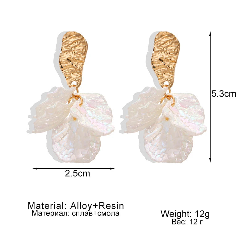 Korean White Acrylic Flower Petal Drop Earrings For Women's Fashion Statement Flower Trend Alloy Pendant Earring Jewellery