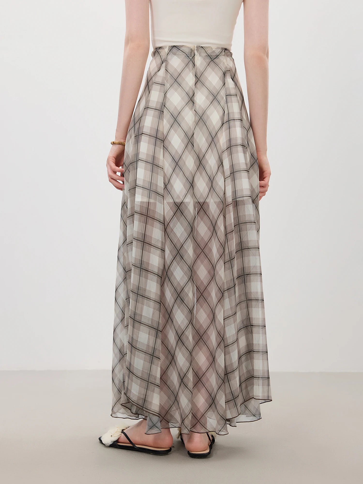 FSLE Women's Summer 2025 New Arrival Irregular A-line Hem Plaid Skirt Flowing Relaxed Fit Skirts