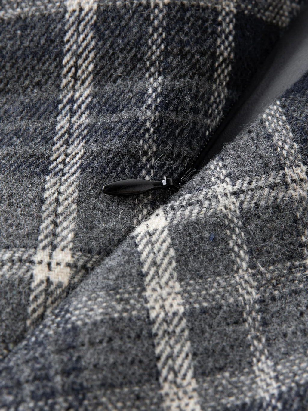 FSLE High Waist Retro Plaid Woolen Skirt Short Skirt Women 2025 Autumn and Winter New Mini A-line Skirt