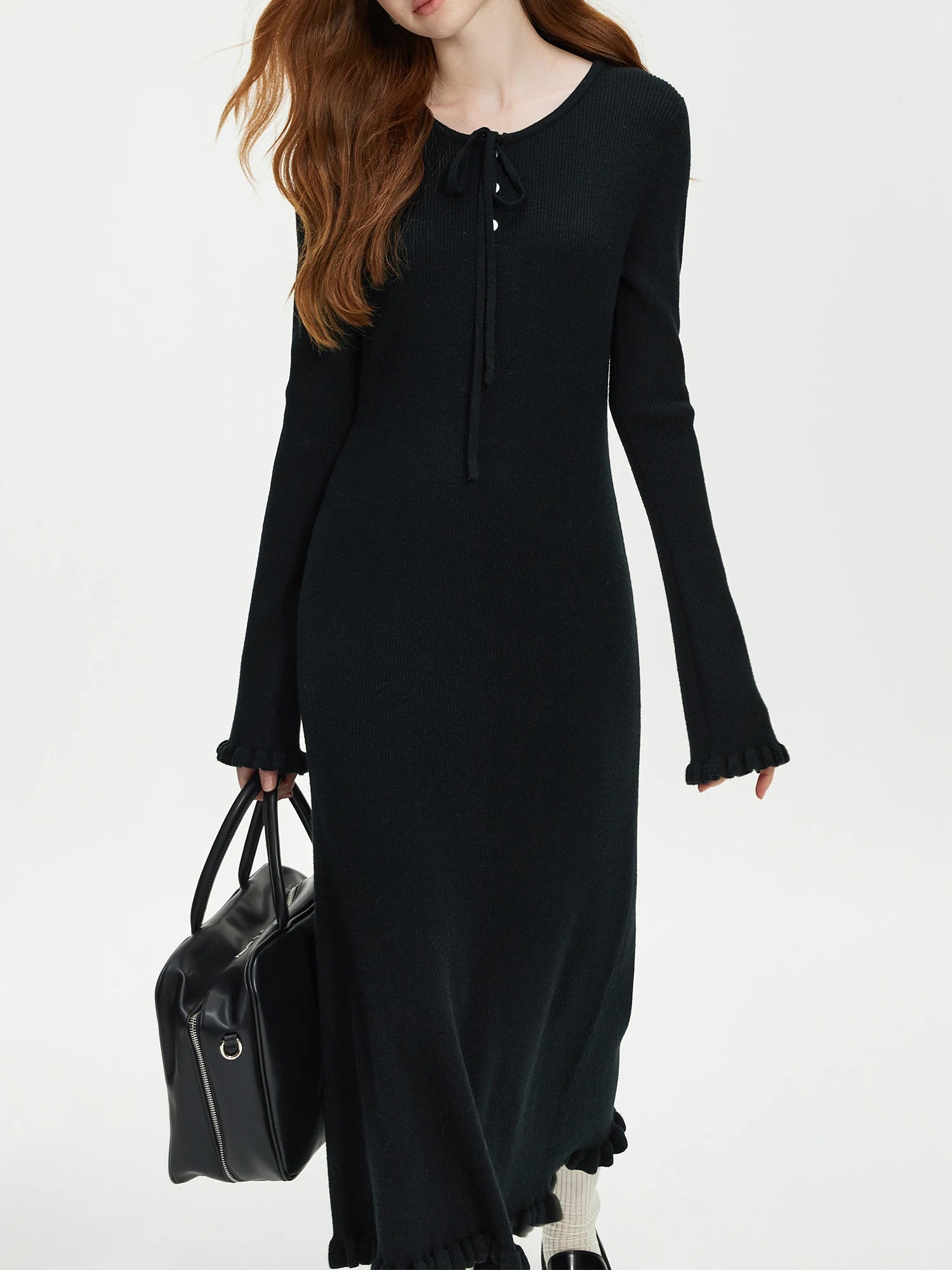 FSLE Black Temperament Black Fungus Edge Round Neck Knitted Dress for Women's Autumn and Winter 2024 New Dress 24FS14246