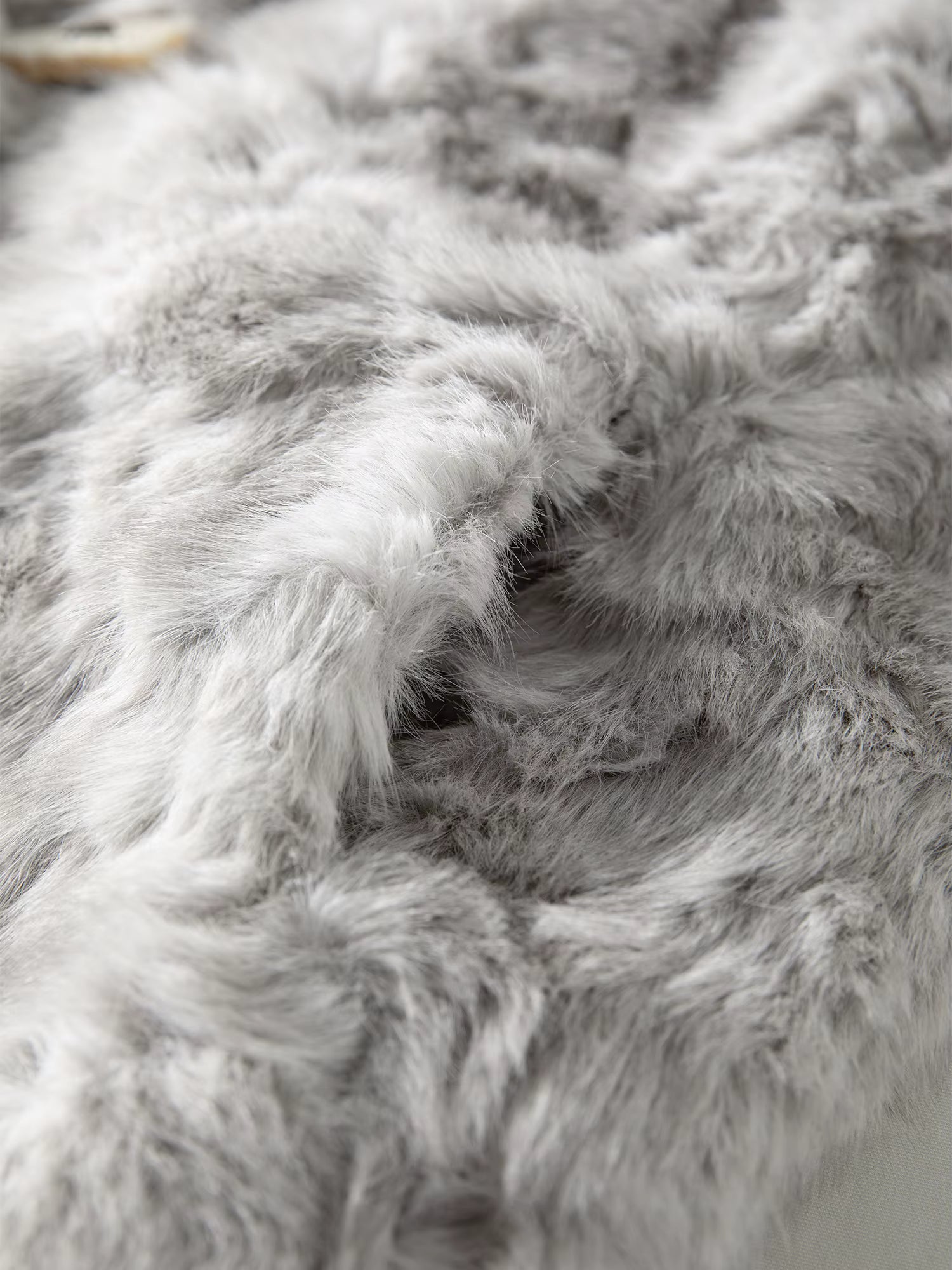 Premium Series】Faux Wool Embossed Suede Patchwork Short Jacket for Women 2025 Winter New Arrival College-Style Outerwear