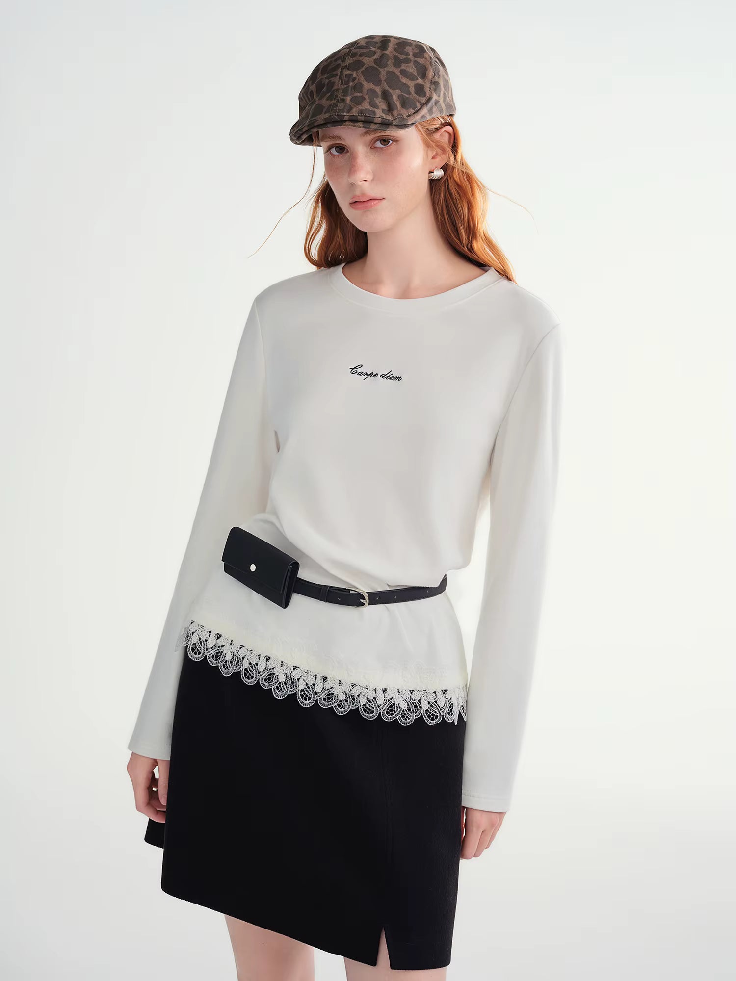 Letter Embroidery T-Shirt Women 2025 Autumn Winter Vintage American Style Long Sleeve Top Casual Streetwear Basic Tee
