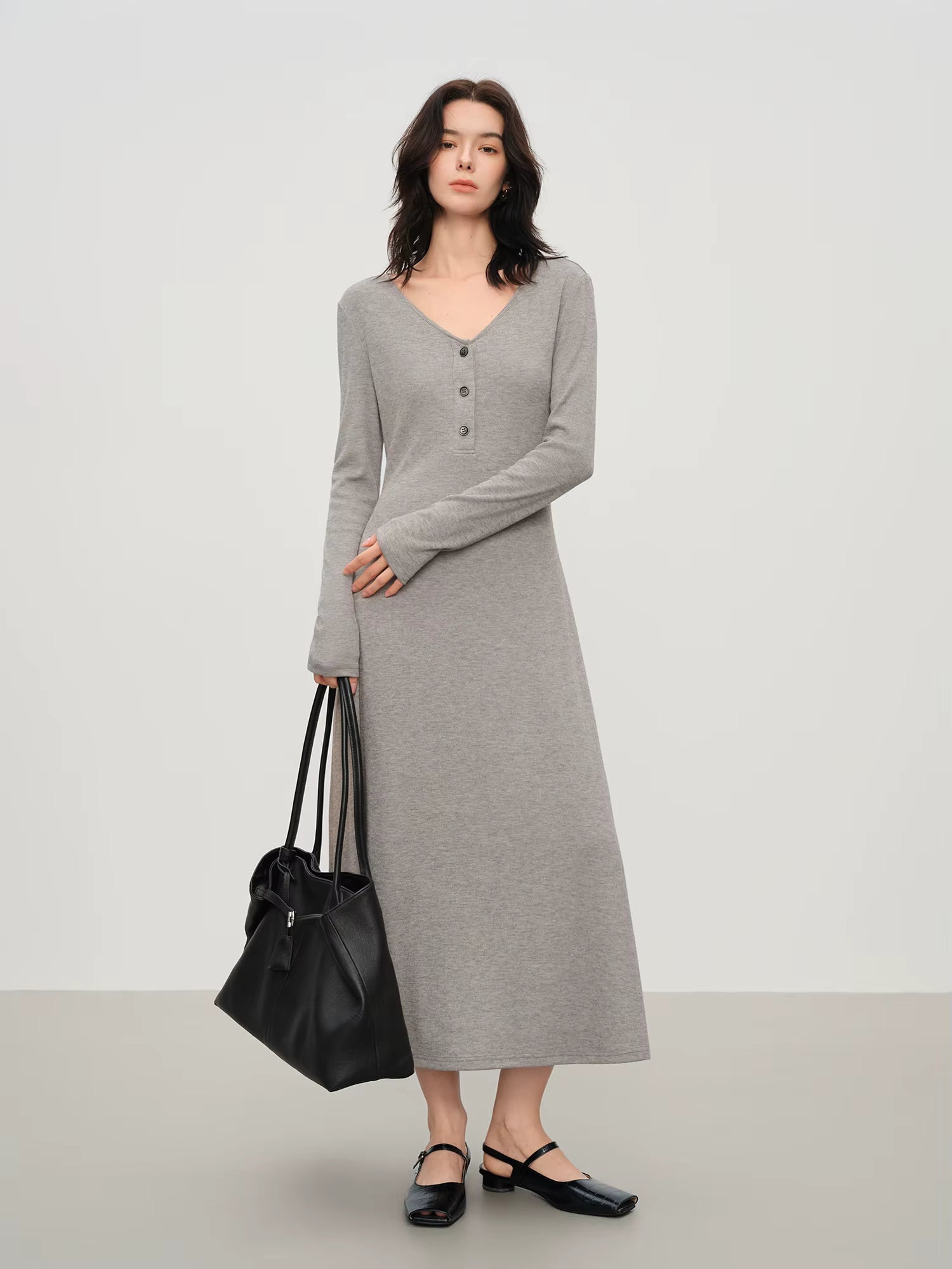 French Style Design Shawl V-neck Dress 2025 Autumn and Winter Slimming A-line Knitted Clothing Female Elegant Leisure