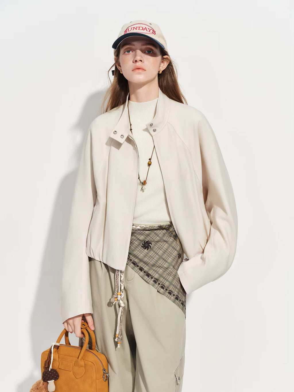 Short Stand-up Collar Casual Jacket for Women New Spring Style Women Korean Style Loose Fit Beige Coats Leisure