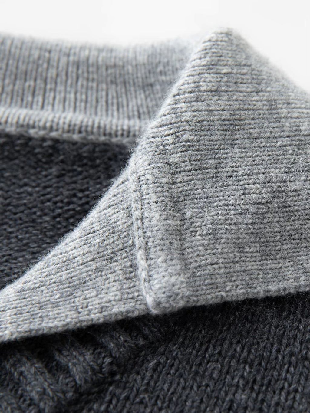 Fake Two-piece Design Pullovers Female Contrast Color Lapel Loose Casual Sweater for Women Winter 2025 New Style