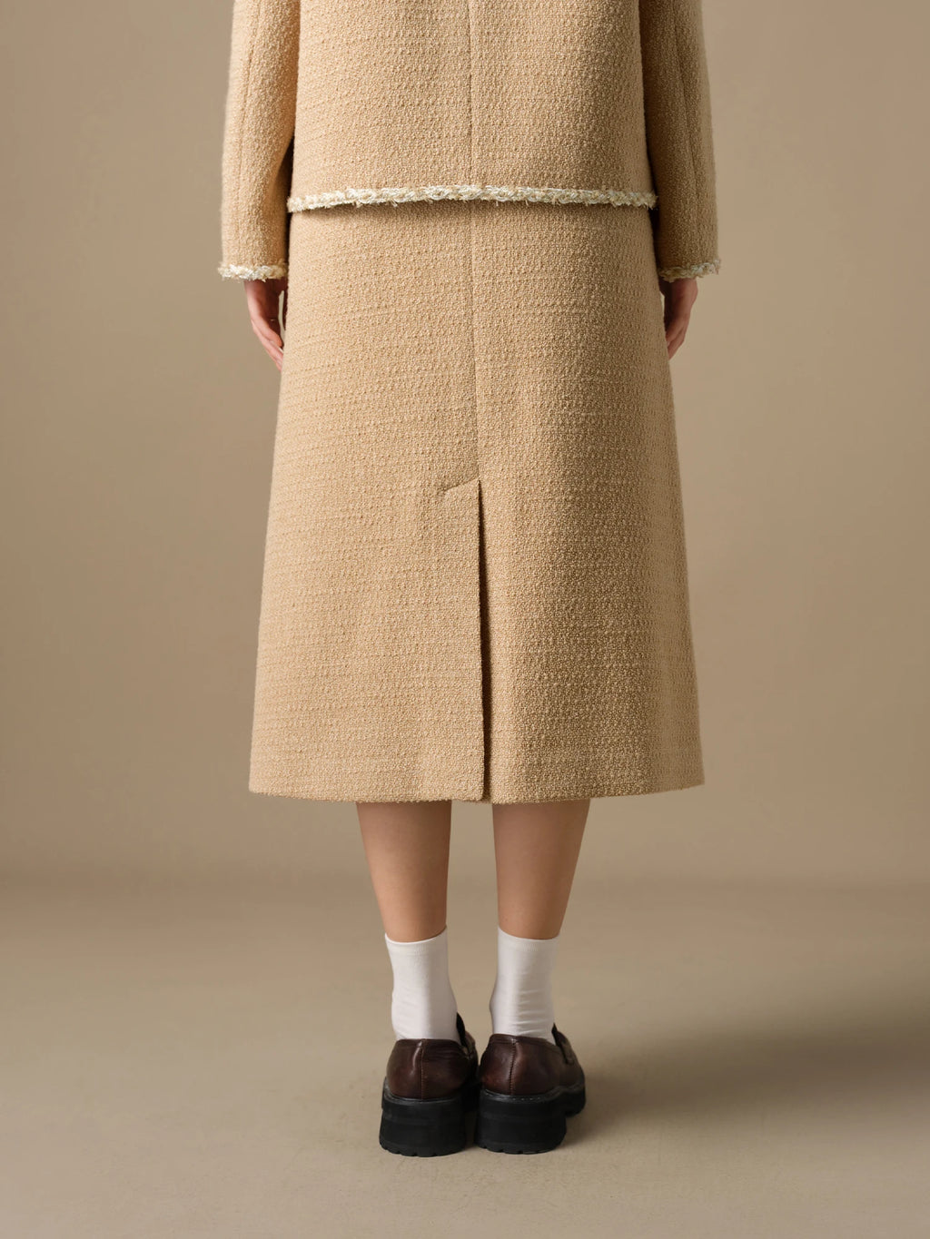 DUSHU Women's Elegant Set 2024 Winter New Style Classic Round Neck Temperament Short Coat Half Skirt 24DS84327+24DS84376