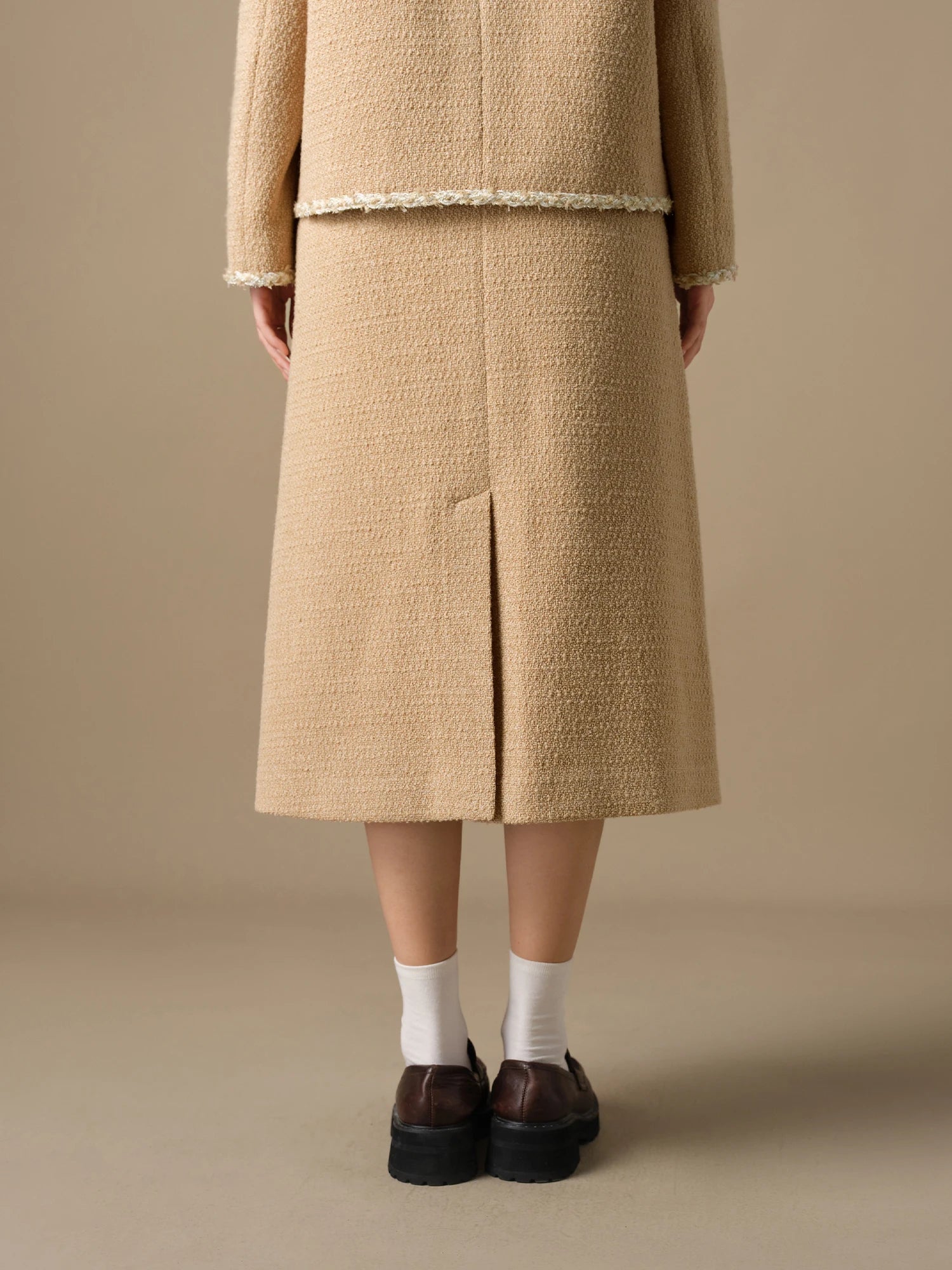 DUSHU Women's Elegant Set 2024 Winter New Style Classic Round Neck Temperament Short Coat Half Skirt 24DS84327+24DS84376
