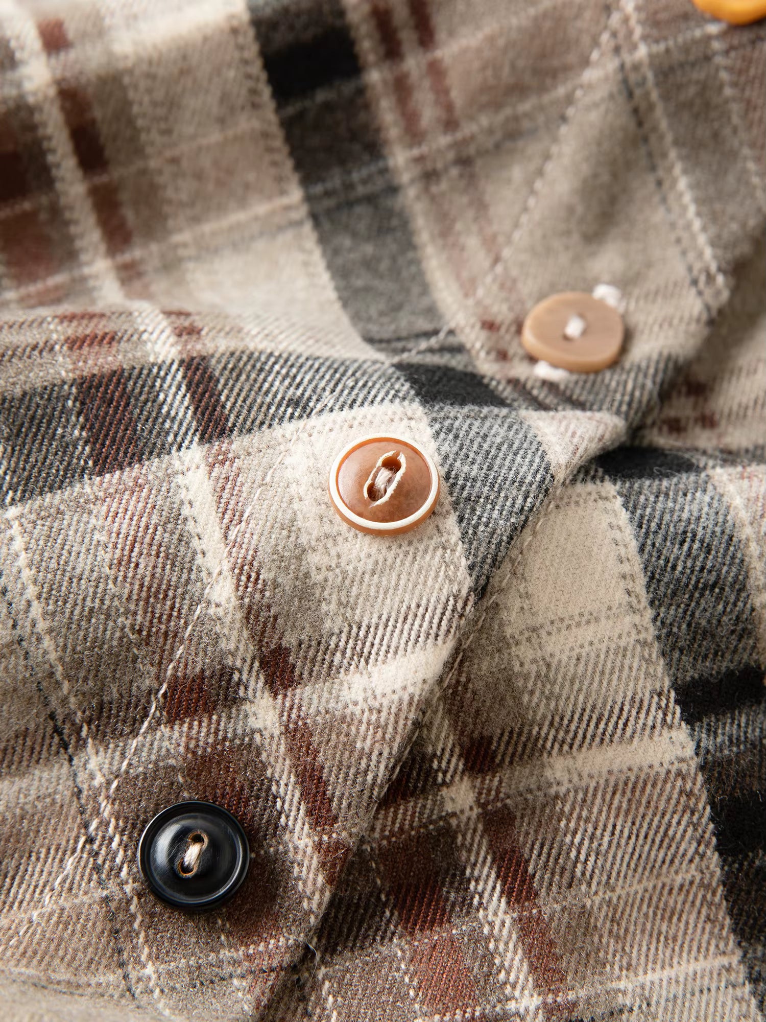 Retro Plaid Design Shirt Women 2025 Winter New Color Button Lapel Top