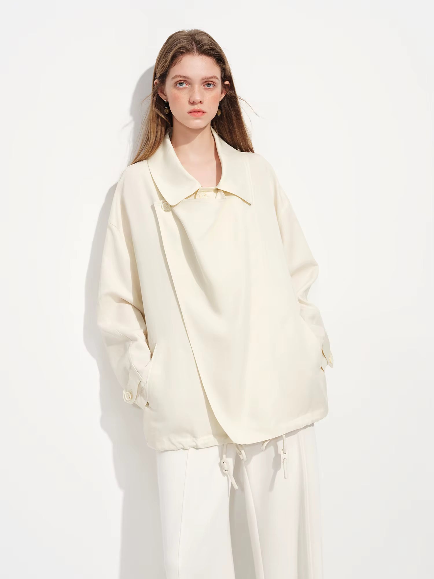 Relaxed Drawstring Turned-Up Collar Jacket for Women Spring 2026 New Arrival Long-Sleeve Top Lyocell Chestnut Brown Jackets