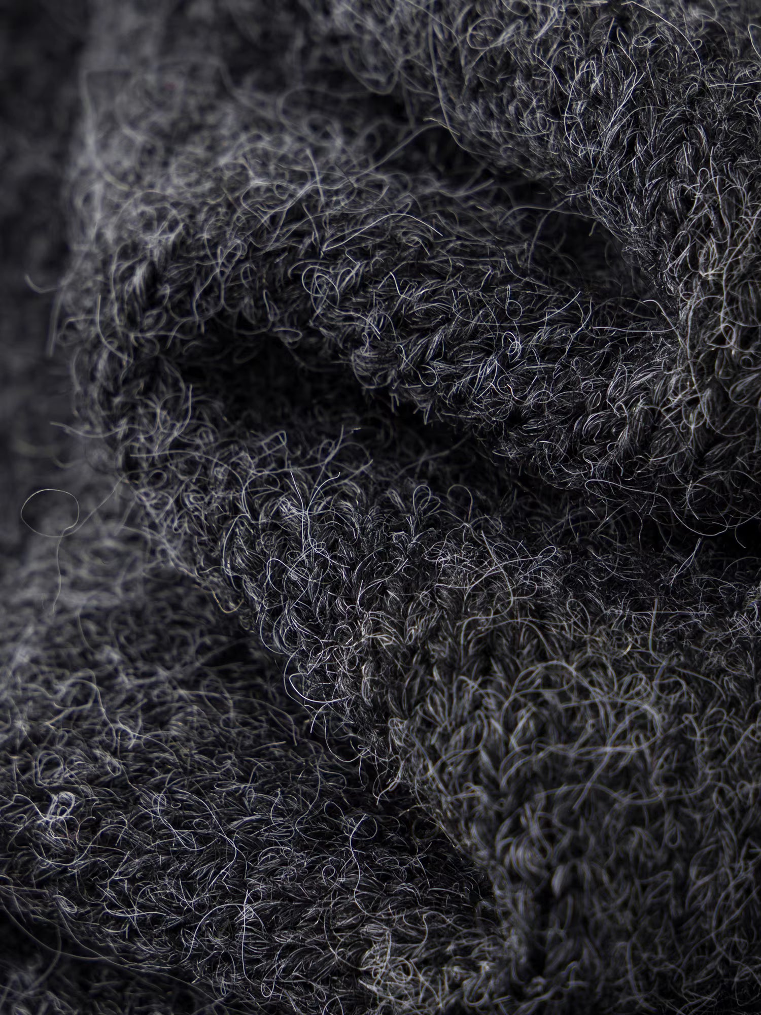 2025 Winter Women's Fun Animal Pattern Jacquard Knit Sweater - Relaxed Fit Round Neck Slimming Pullover for Casual Comfort