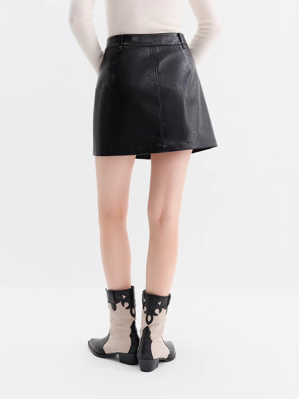 2025 Winter Women High Waist A-Line Short Skirt in Faux Leather - Versatile Flattering Stretch Mini Skirt for Daily Casual