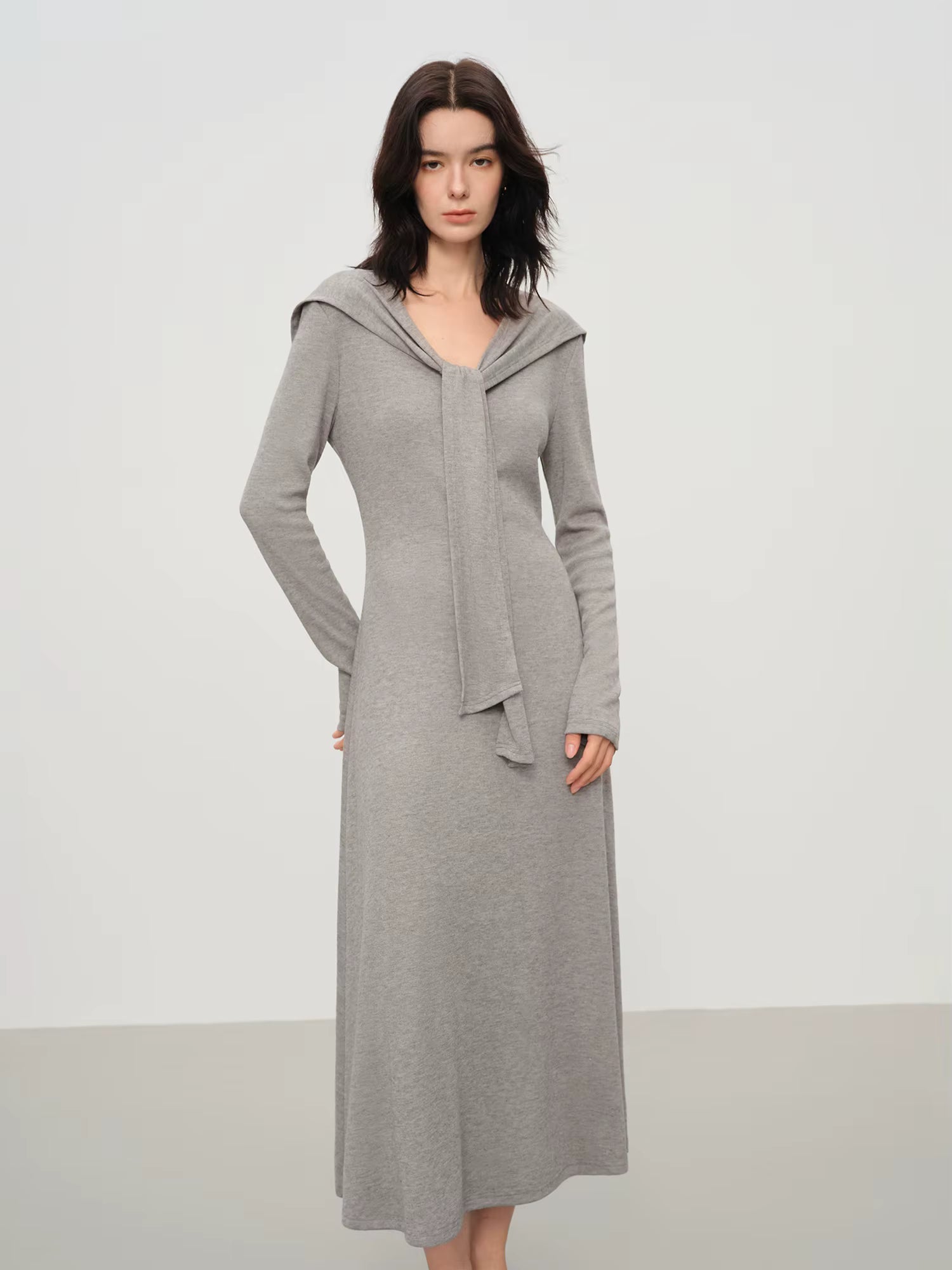 French Style Design Shawl V-neck Dress 2025 Autumn and Winter Slimming A-line Knitted Clothing Female Elegant Leisure