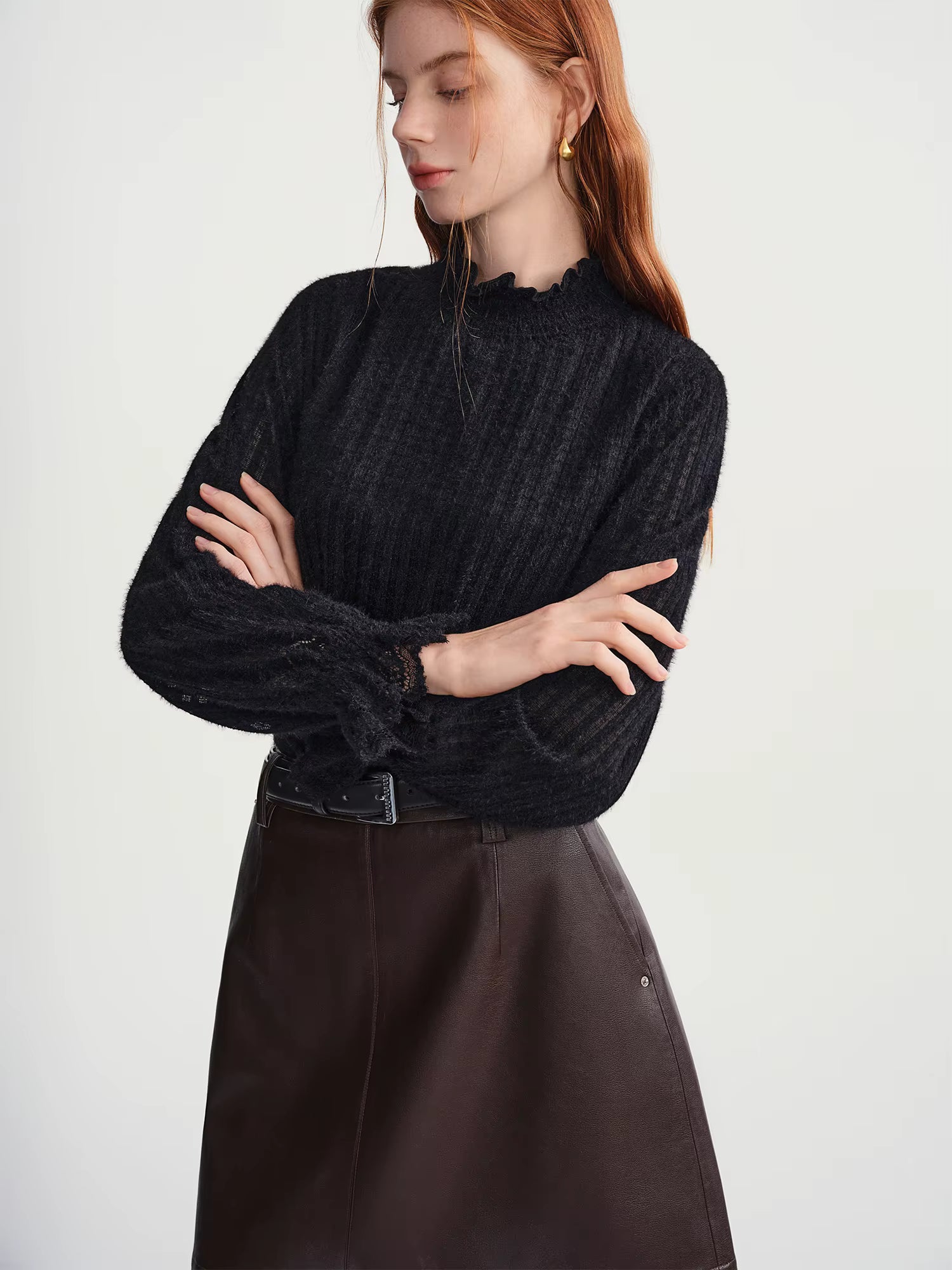 &nbsp;Gentle Bottoming T-shirt Women 2025 Autumn and Winter Wear Pullovers Wear Fairy Lace Top Loose All-match Elegant Ladies