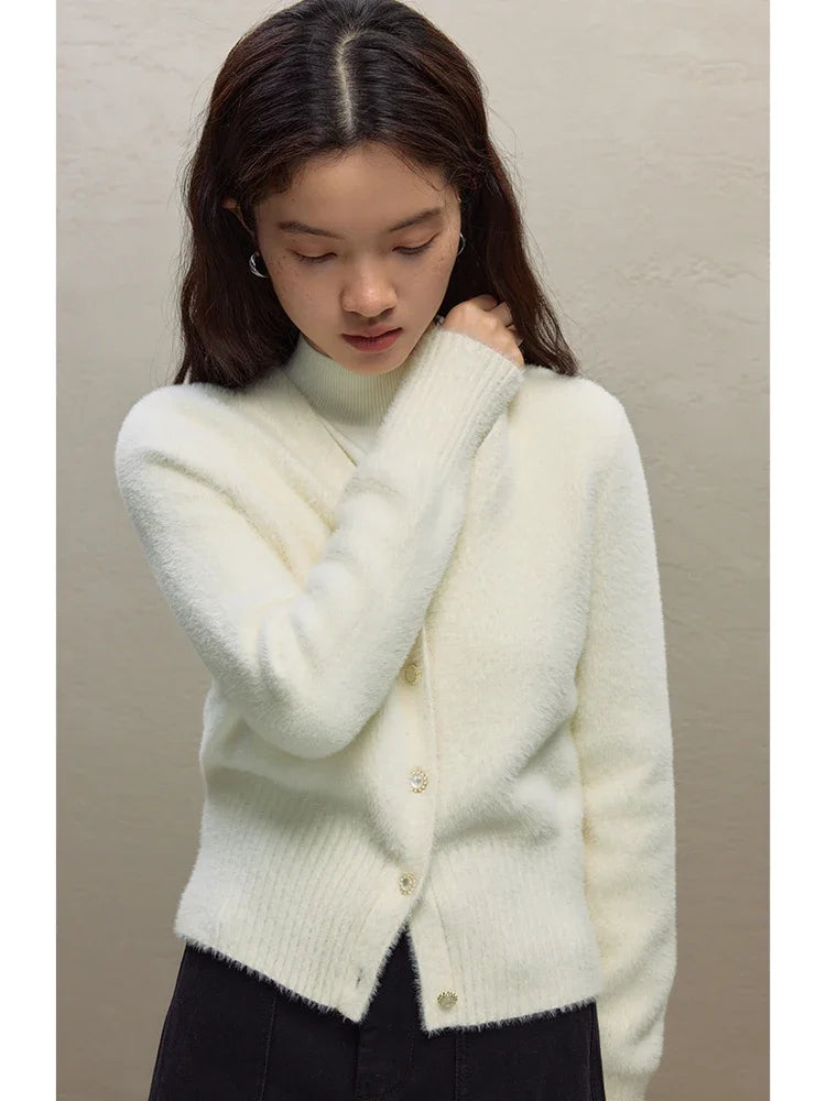 ZIQIAO Elegant Imitation Mink Velvet White Knitted Cardigan for Women 2023 Winter New Warm and Soft Glutinous Sweater Female