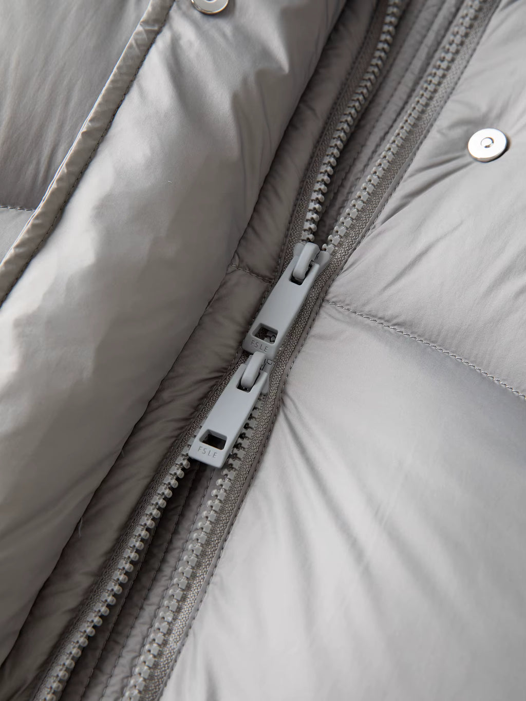 【Premium Series】Women Stylish Hooded Long Winter Parka White Goose Down 2025 New Arrival High-Fill Down Outerwear Coats