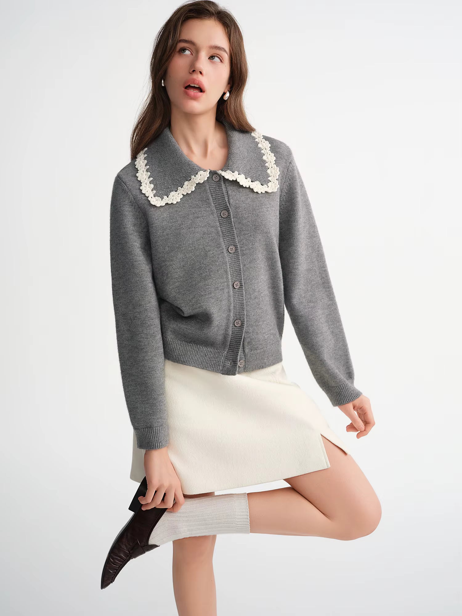 Women's Fashion Embroidery Hook Flower Knit Cardigan with Sweet Lace Edges Turned-Up Collar Flattering Sweater Cardigan