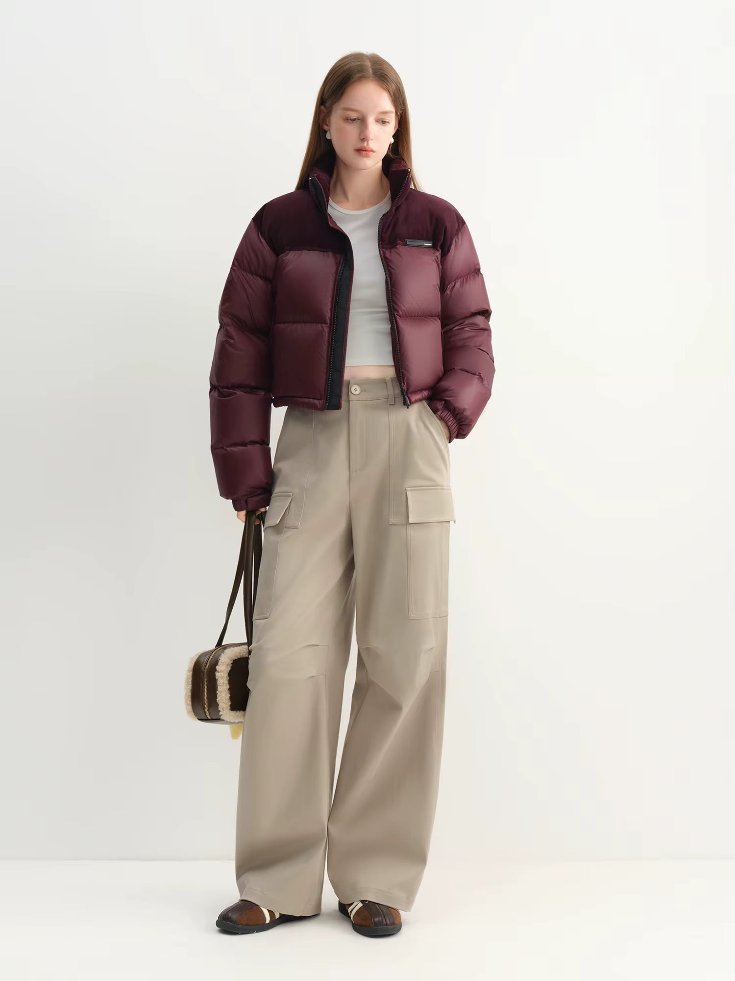 2025 Winter Women's Short Puffer Coat - Color Block Design Stand Collar Thermal Insulated Jacket Comfort for Casual Warmth