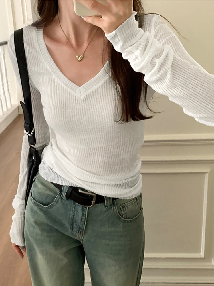 T-shirts Women Black Sexy V Neck Long Sleeve T Shirts Tops Korean Fashion Basic Tee Shirt Femme Women's Clothing Tshirt Woman