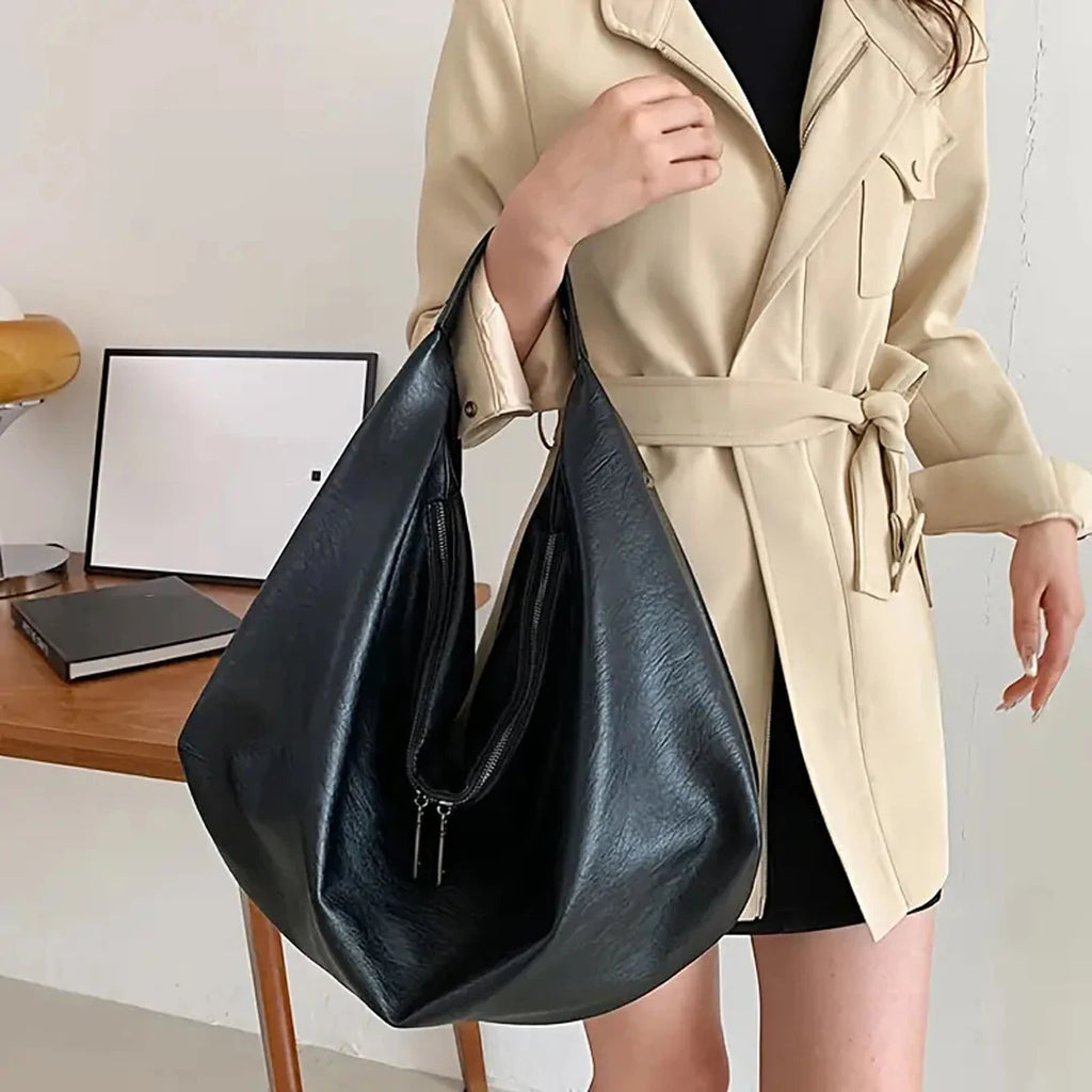 Large capacity underarm shoulder bag for women's new casual and minimalist dumpling bag, fashionable and versatile commuting bag