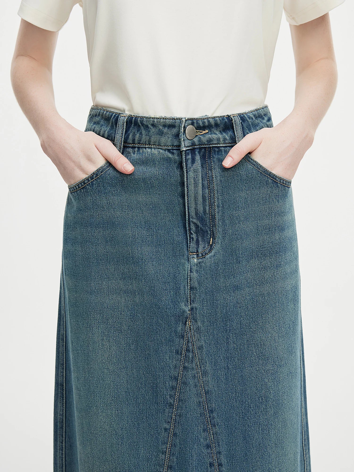 FSLE High Waist Long Versatile Casual Denim Skirt For Women 2024 Autumn New Commuting A-line Chic Skirt 24FS13015