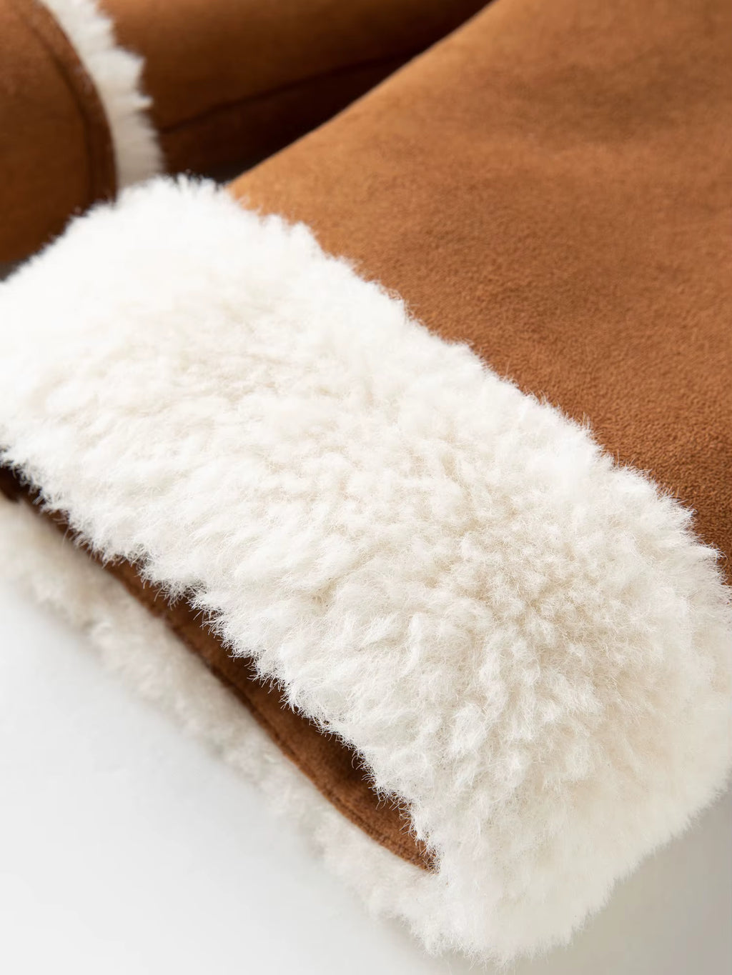 Retro Fur Coat Women 2025 New Warm Turn Down Collar Jackets American Style Streetwear Chic Ins Winter