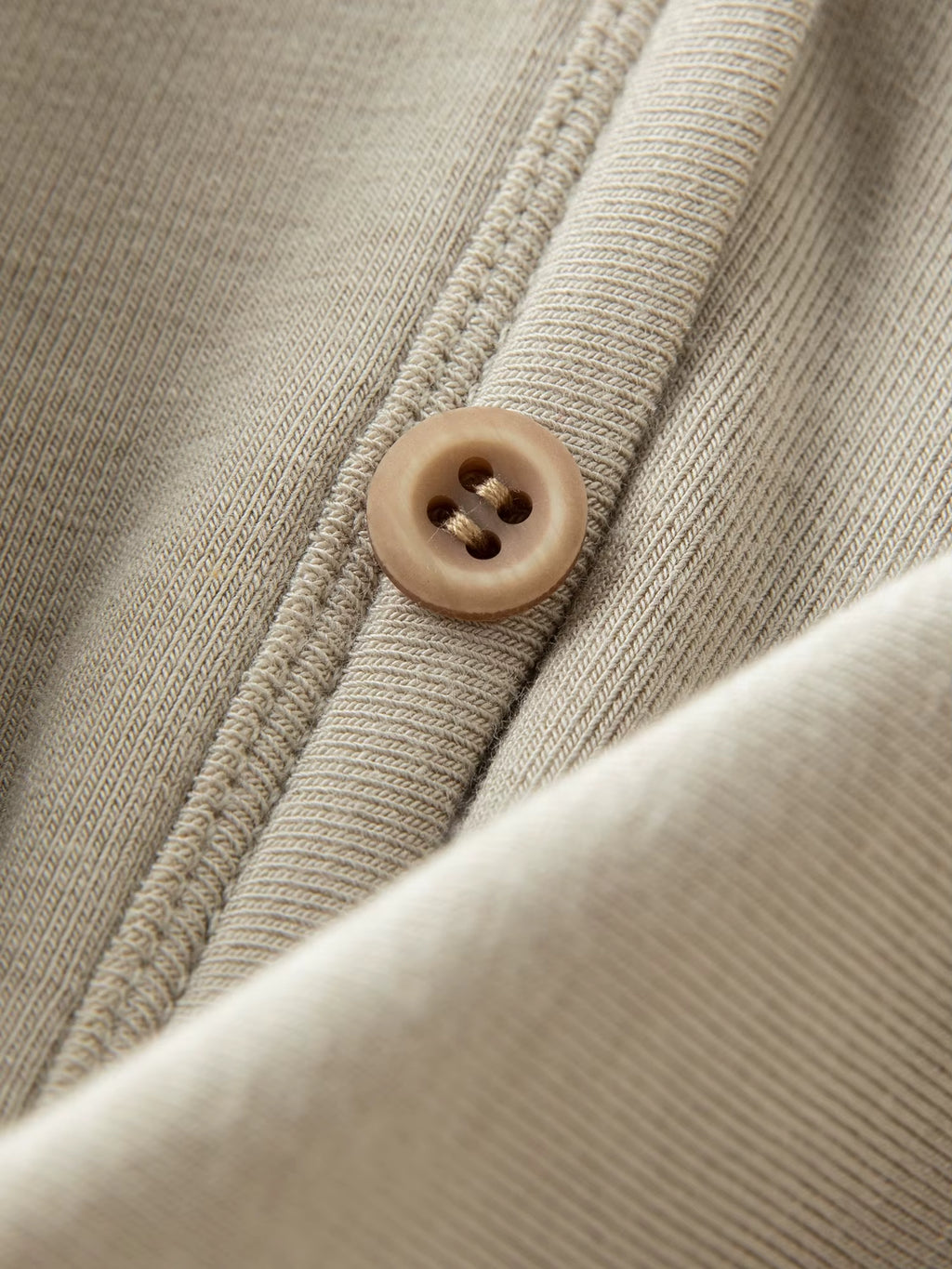 Plus-Size Women Layered Art Long-Sleeve T-Shirt with Floating Ribbon neckline Mock Two-Piece Slimming Top for Curvy Women