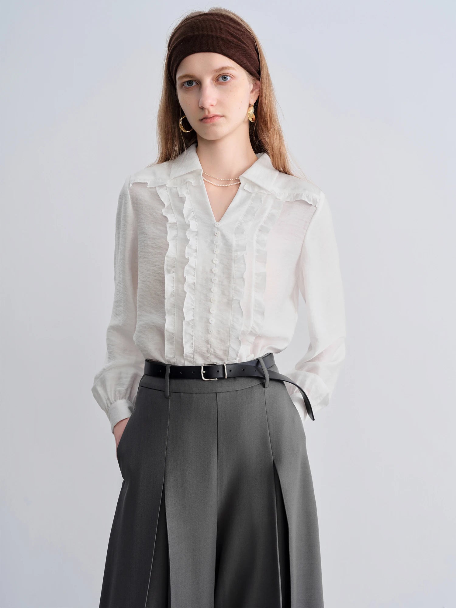 ZIQIAO Autumn 2025 Women's French Inspired Blouse - Soft Lace Trim White Top Ruffle Detail Gentle Style Casual Elegant Shirt