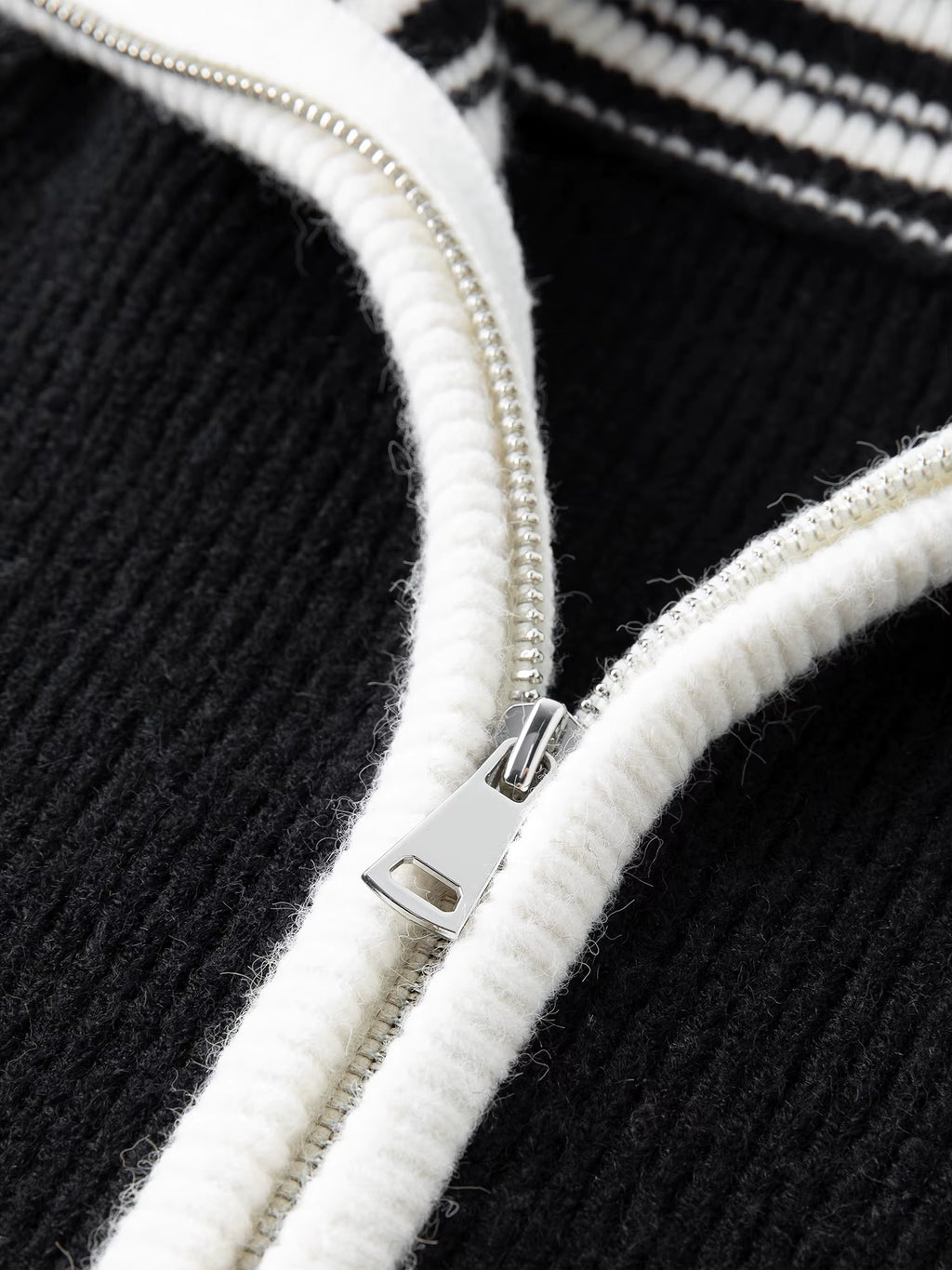 Women's 2025 Autumn/Winter New Style Ribbed Loose-fitting Zipper Stand Collar Color Block Inner Knit Sweater