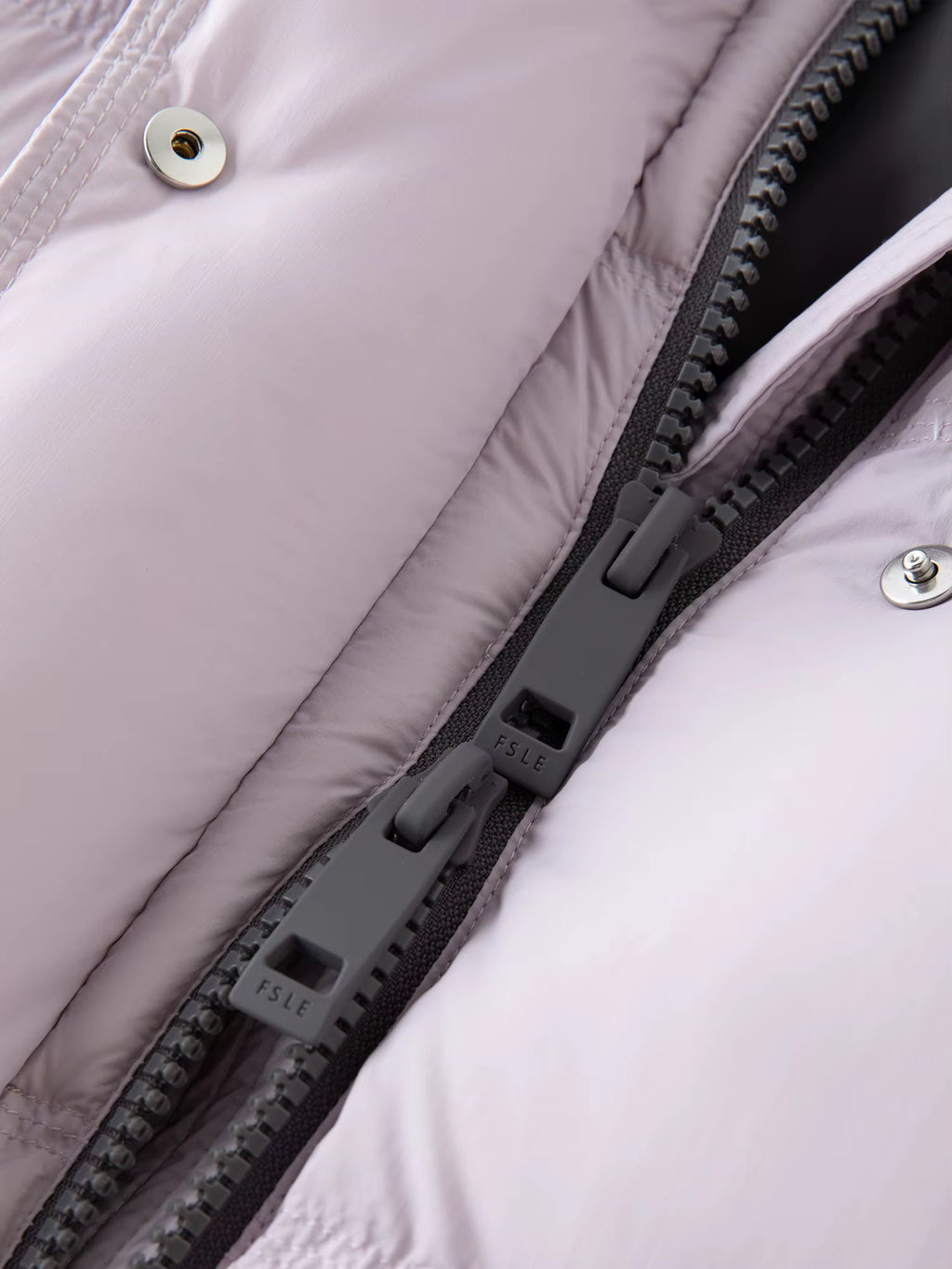 Winter New Women's Long Puffer Down Coat with Hood Two-Tone Color Block Thermal Insulated Jacket Heavy Warm Outerwear