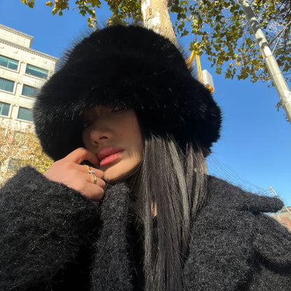 2024 Fluffy Faux Fur Bucket Hats Women Rabbit Fur Warm Thick Plush Winter Hat Lady Fashion Luxury Panama Furry Fisherman Cap Y2k