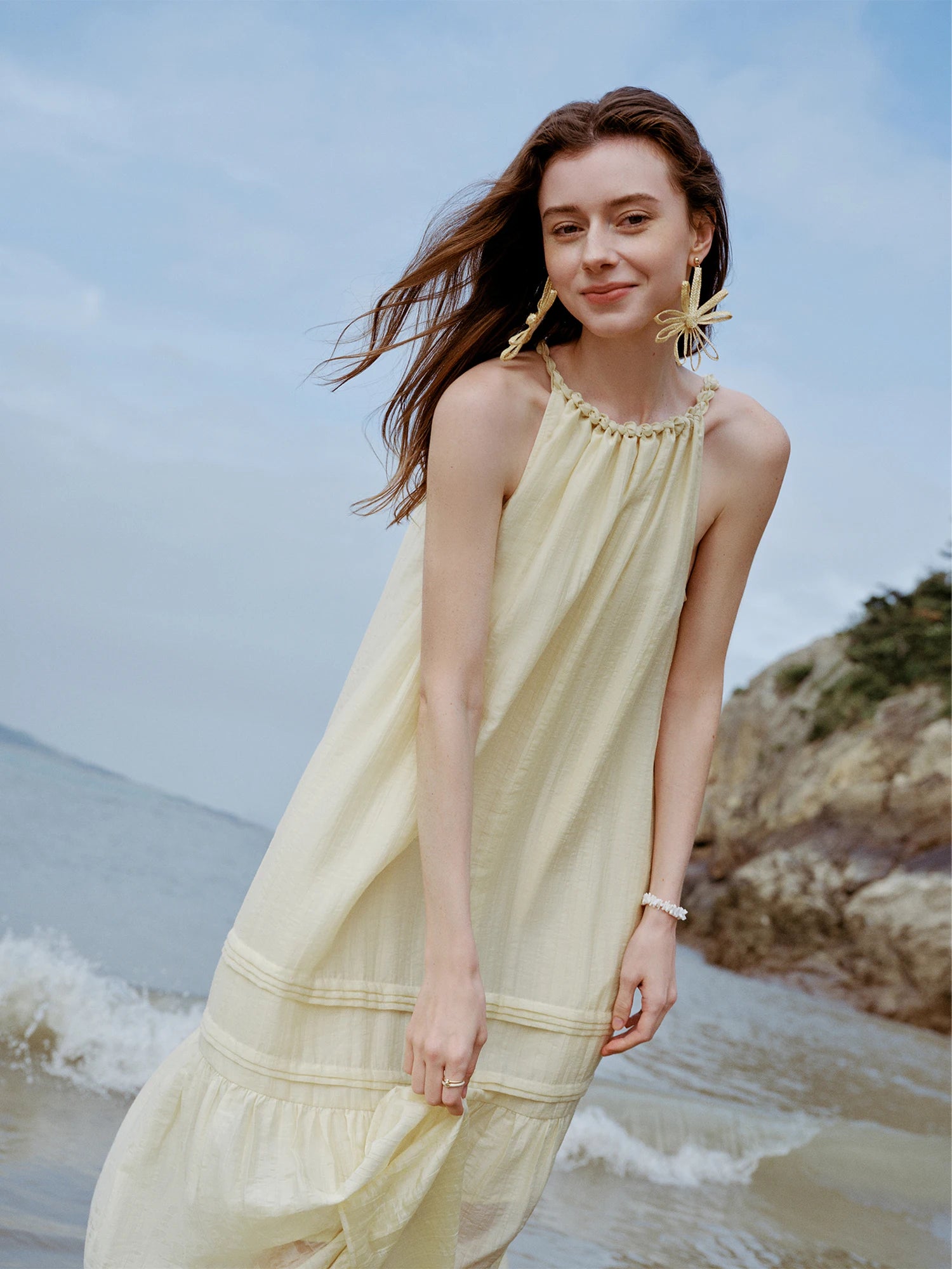 FSLE 2025 Summer Women's Sunshine Yellow Cross-Back Maxi Dress - French-Inspired Relaxed Fit & Beach-Ready Linen Blend Dress
