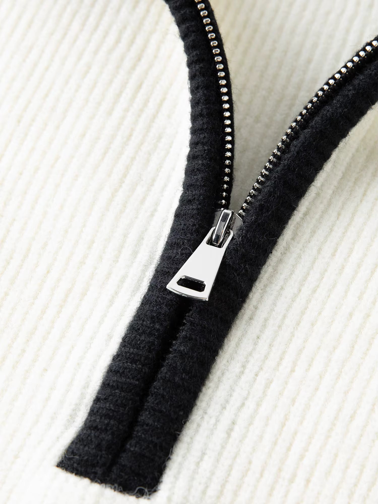 Women's 2025 Autumn/Winter New Style Ribbed Loose-fitting Zipper Stand Collar Color Block Inner Knit Sweater