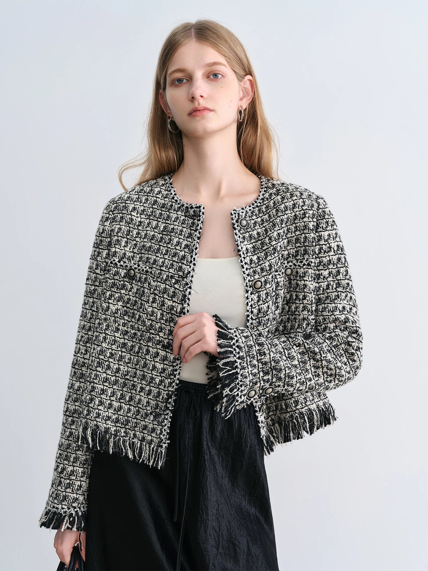 ZIQIAO Petite Plaid Tweed Jacket for Women 2025 Autumn New Chic Short Coat French Style Elegant Office Blazer Casual Outerwear