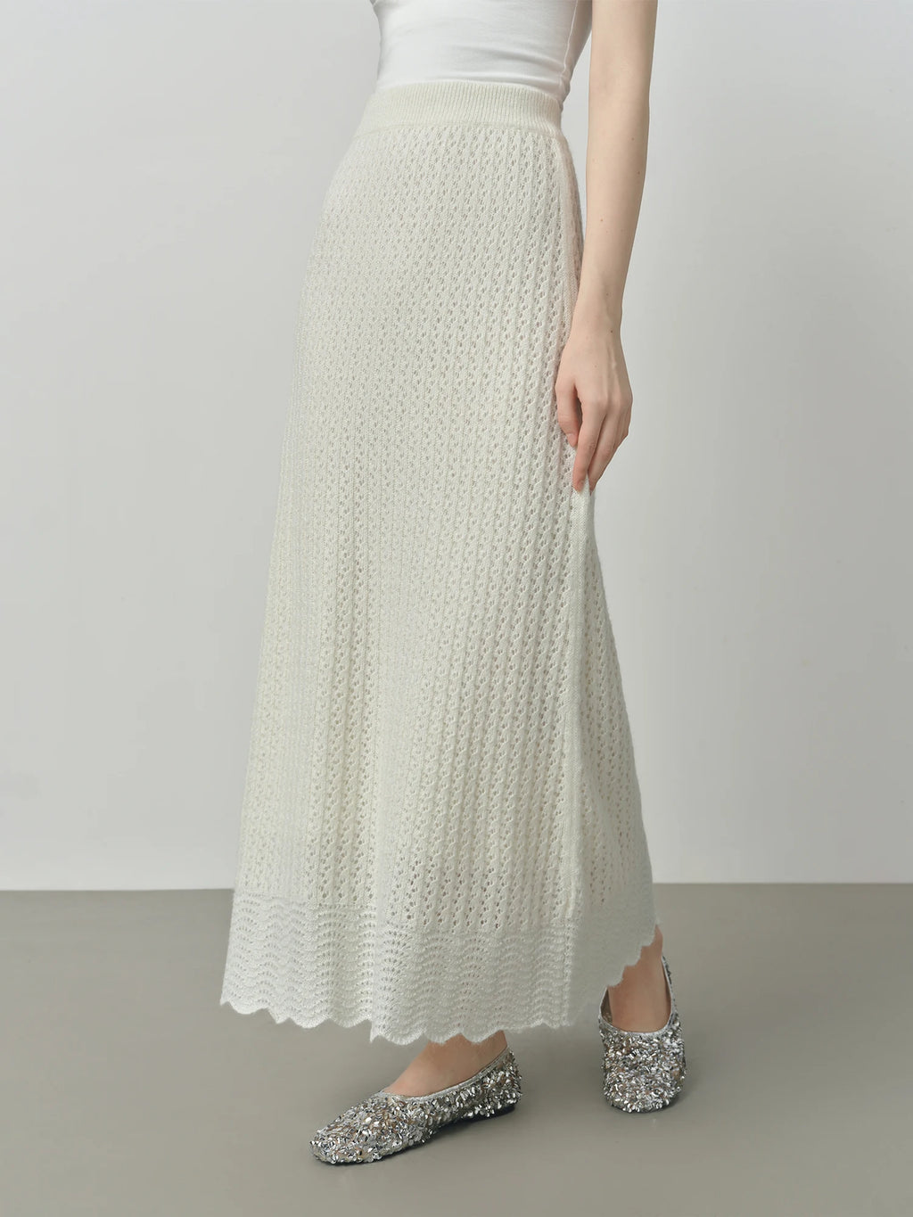 FSLE One-shoulder White Fairy Knitted Suit Set for Women Autumn 2025 New Hollow Wool Knitted Sweater