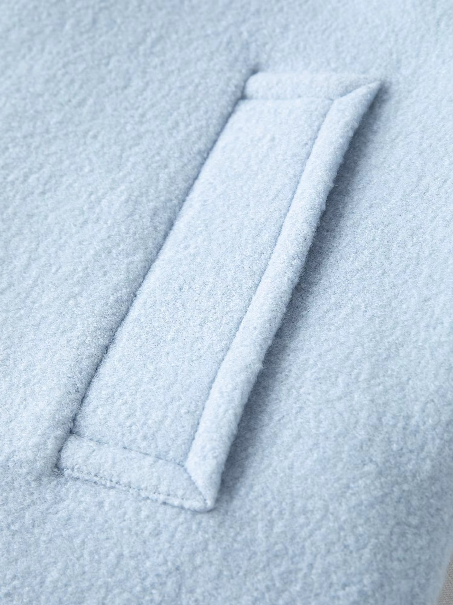 2025 Winter Women's Retro Pea Coat Short Wool Blend Jacket with Large Lapel Horn Buttons - Relaxed Fit Casual Outerwear