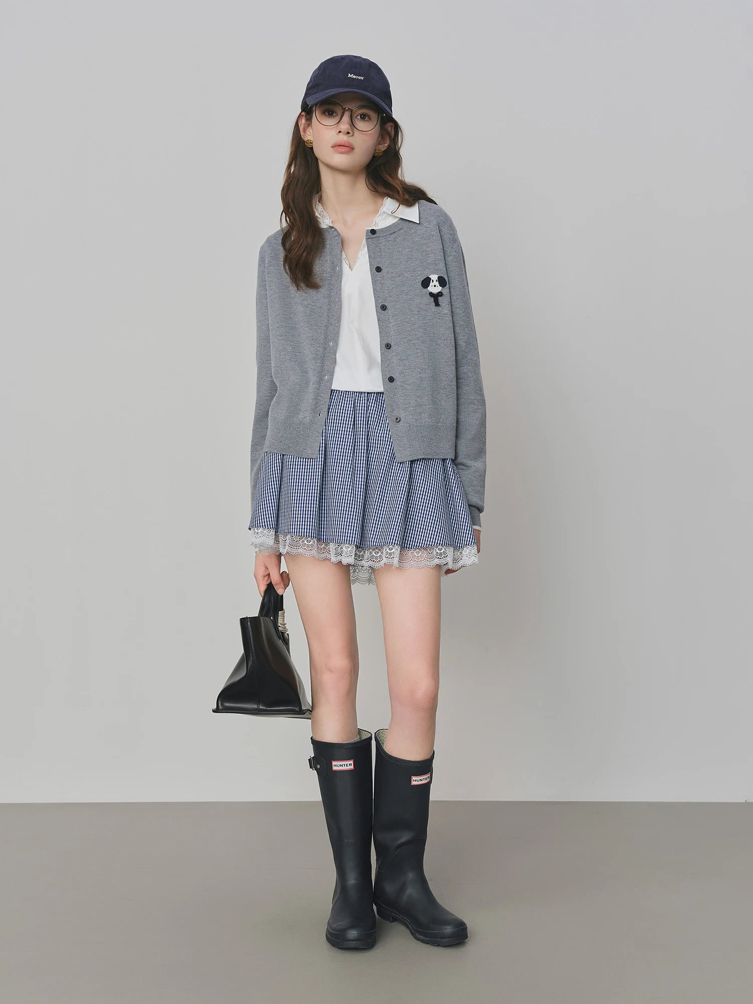 FSLE Autumn 2025 Women's Knit Cardigan - Playful Style Round Neck Dog Embroidery Loose Casual Top Sweater with Floral Accents