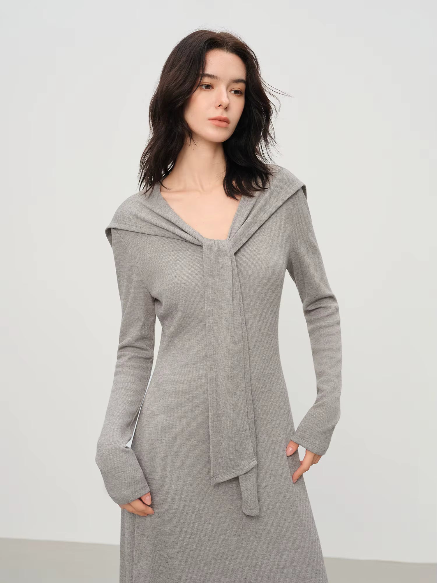French Style Design Shawl V-neck Dress 2025 Autumn and Winter Slimming A-line Knitted Clothing Female Elegant Leisure