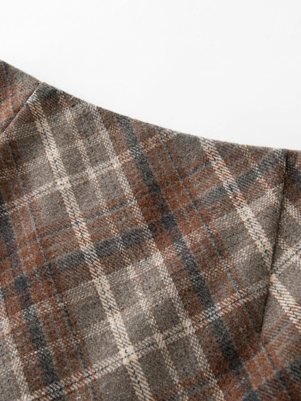 FSLE High Waist Retro Plaid Woolen Skirt Short Skirt Women 2025 Autumn and Winter New Mini A-line Skirt