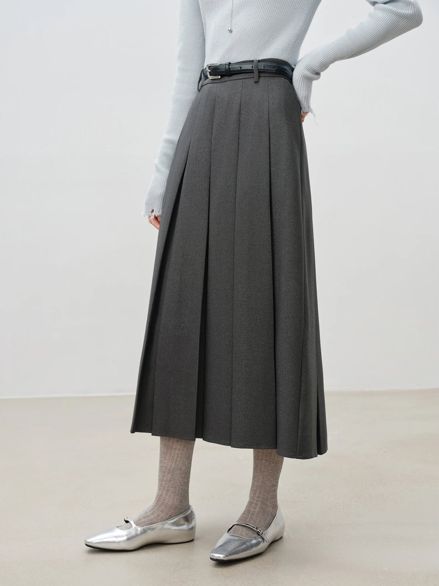 ZIQIAO Women Long Skirts College Style Female Winter Grey Pleated Design A-LINE Skirt Side Zipper Waist Suit Skirt 24ZQ94190