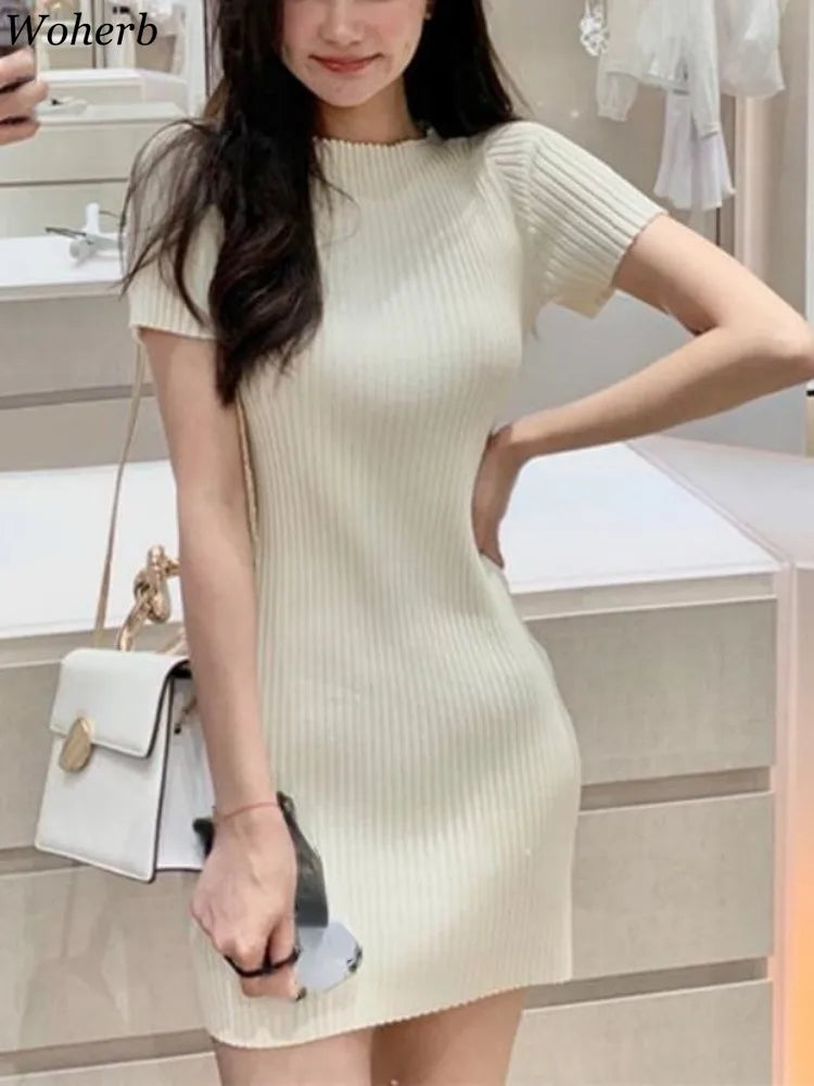 Korean Sweet Woman Dress 2024 Vestidos De Mujer Short Sleeve O-neck Tunic Solid Robe Femme Fashion Knitted Bodycon Mini Dresses