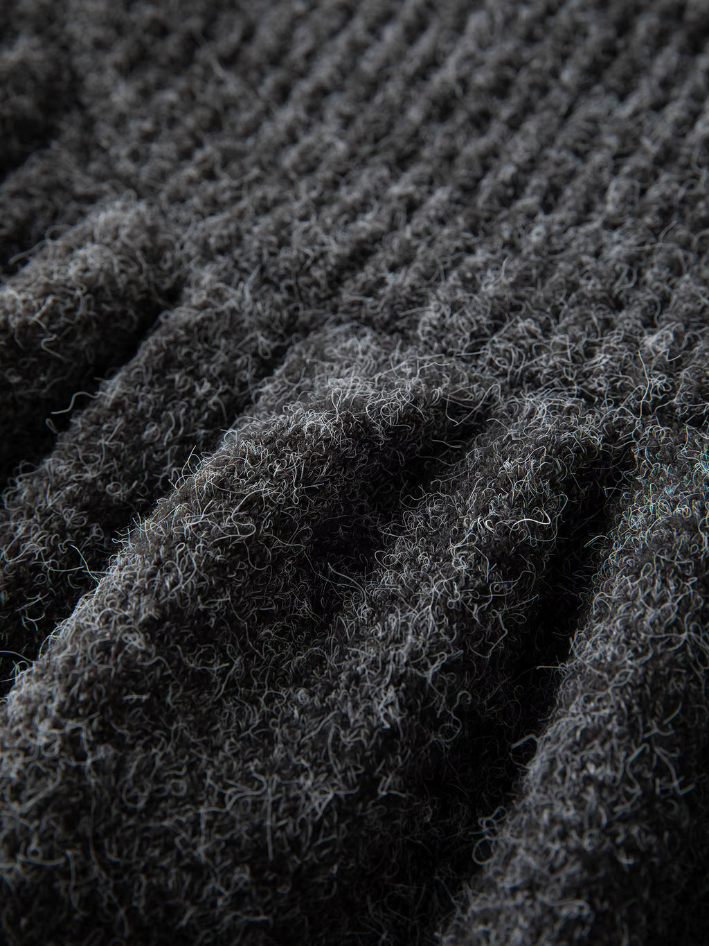 U-neck 3D Floral Knit Suspender Dress Women's Winter 2025 New Style, Waist-cinching Dress Commuting Elegant Ladies