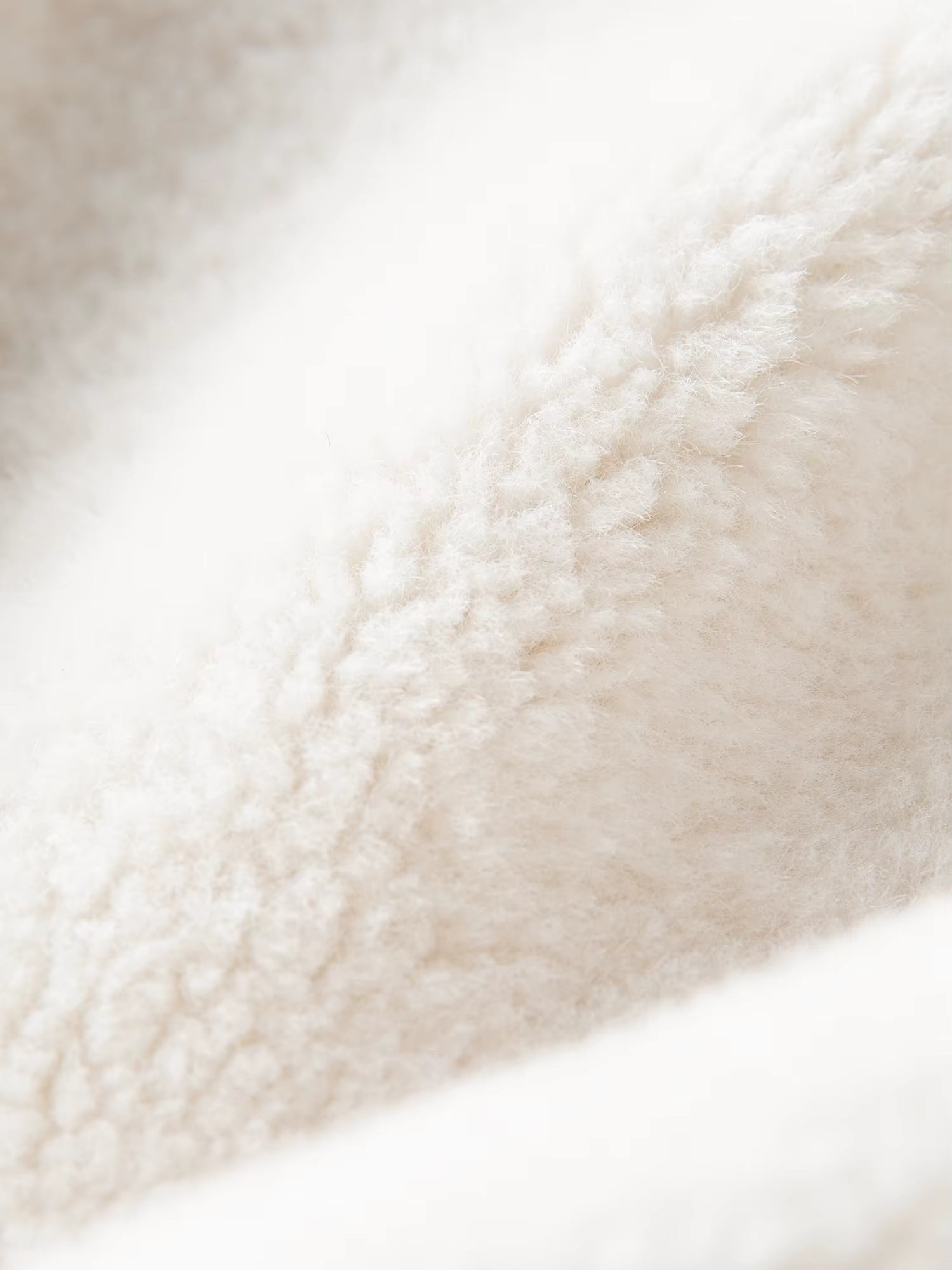 Women's Suede Faux Fur Lamb Wool Coat Turn Down Collar 2025 Winter New Style Coat Furry Coat Simple Solid Commuting